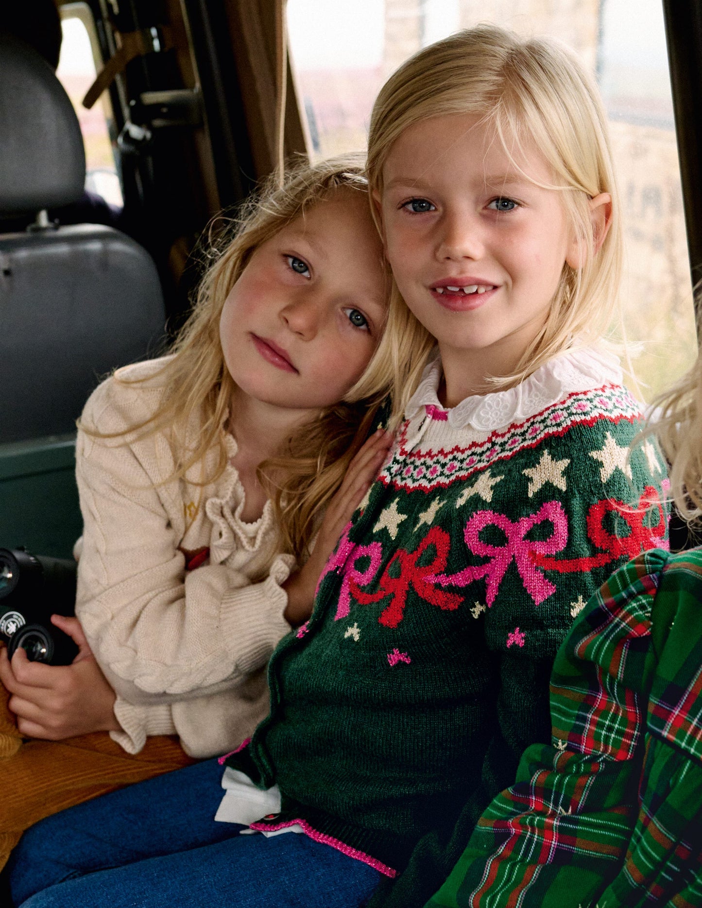 Edie Fair-Isle-Strickjacke-Dunkles Smaragdgrün Schleifen