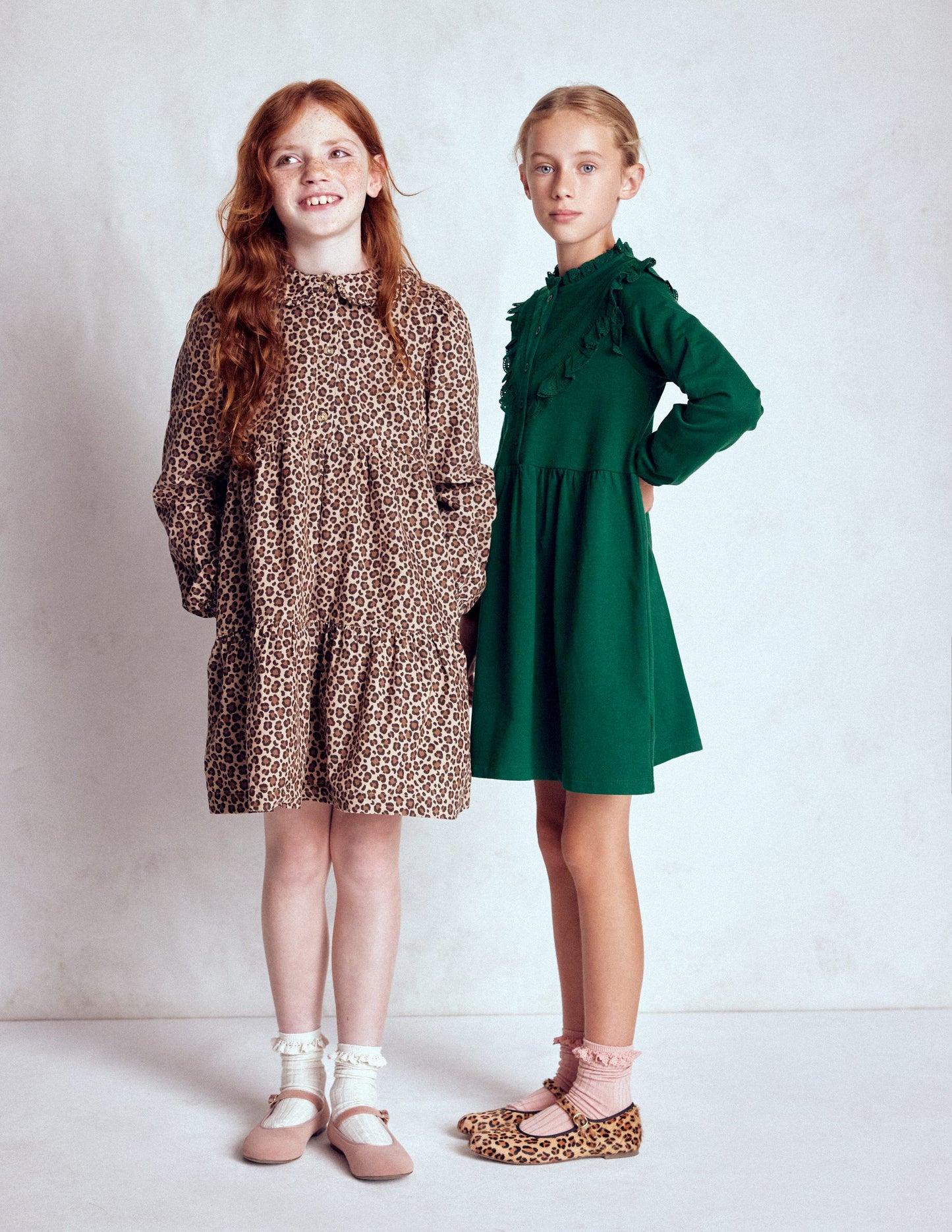 Robe-sweat à détails en dentelle-Émeraude nocturne