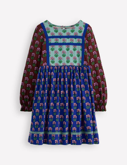 Jerseykleid mit Kuddelmuddel-Blumenmuster-Leuchtendes Blau Holzschnitt Blume-2