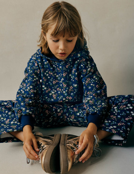 Bedruckter Kapuzenpullover-Steuerbordblau Wiese Blumenmuster