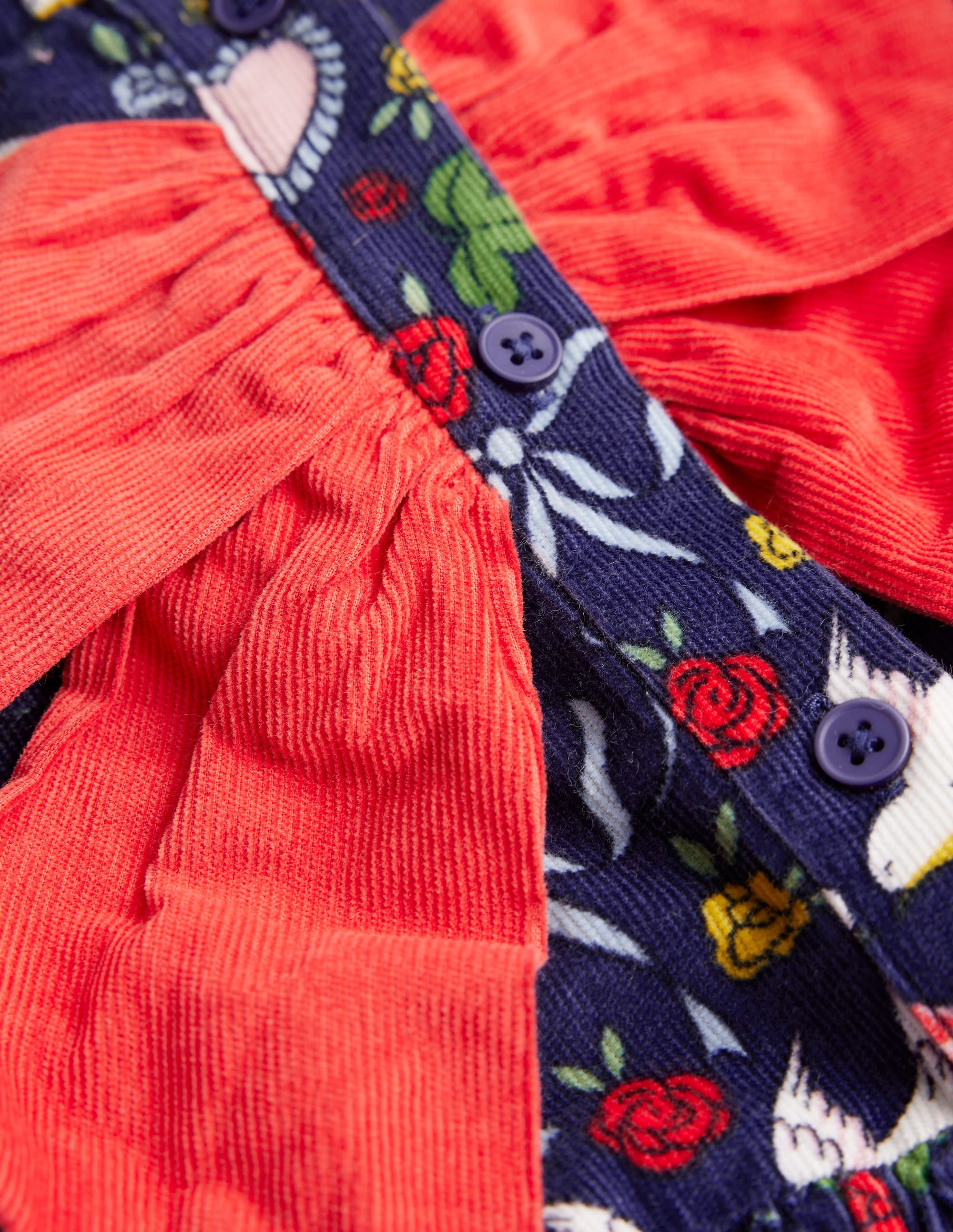 Norah Kleid mit durchgehender Knopfleiste und Schleife-Steuerbordblau Liebesvögel - Image 3