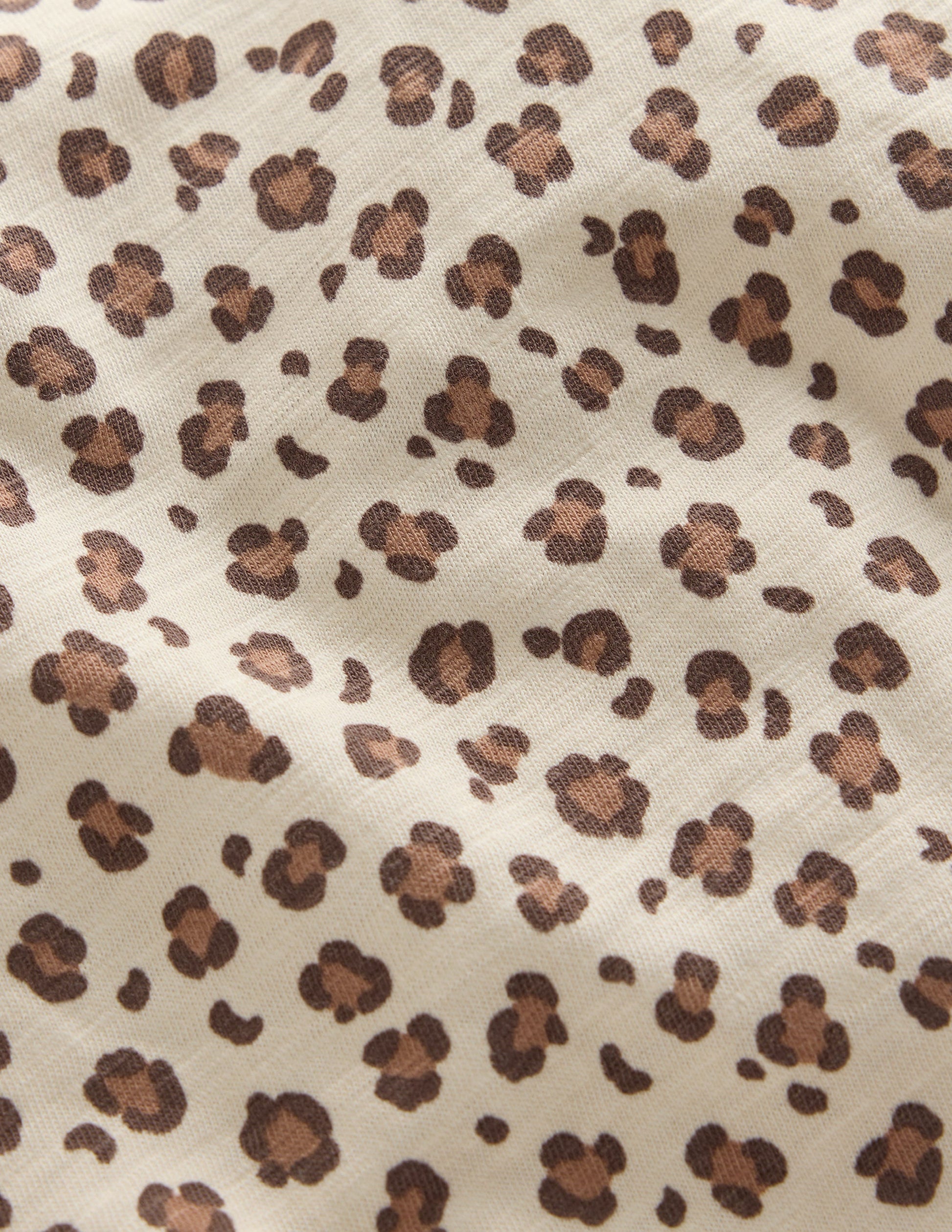 Top flammé à manches volantées-Léopard blanc vanille-3