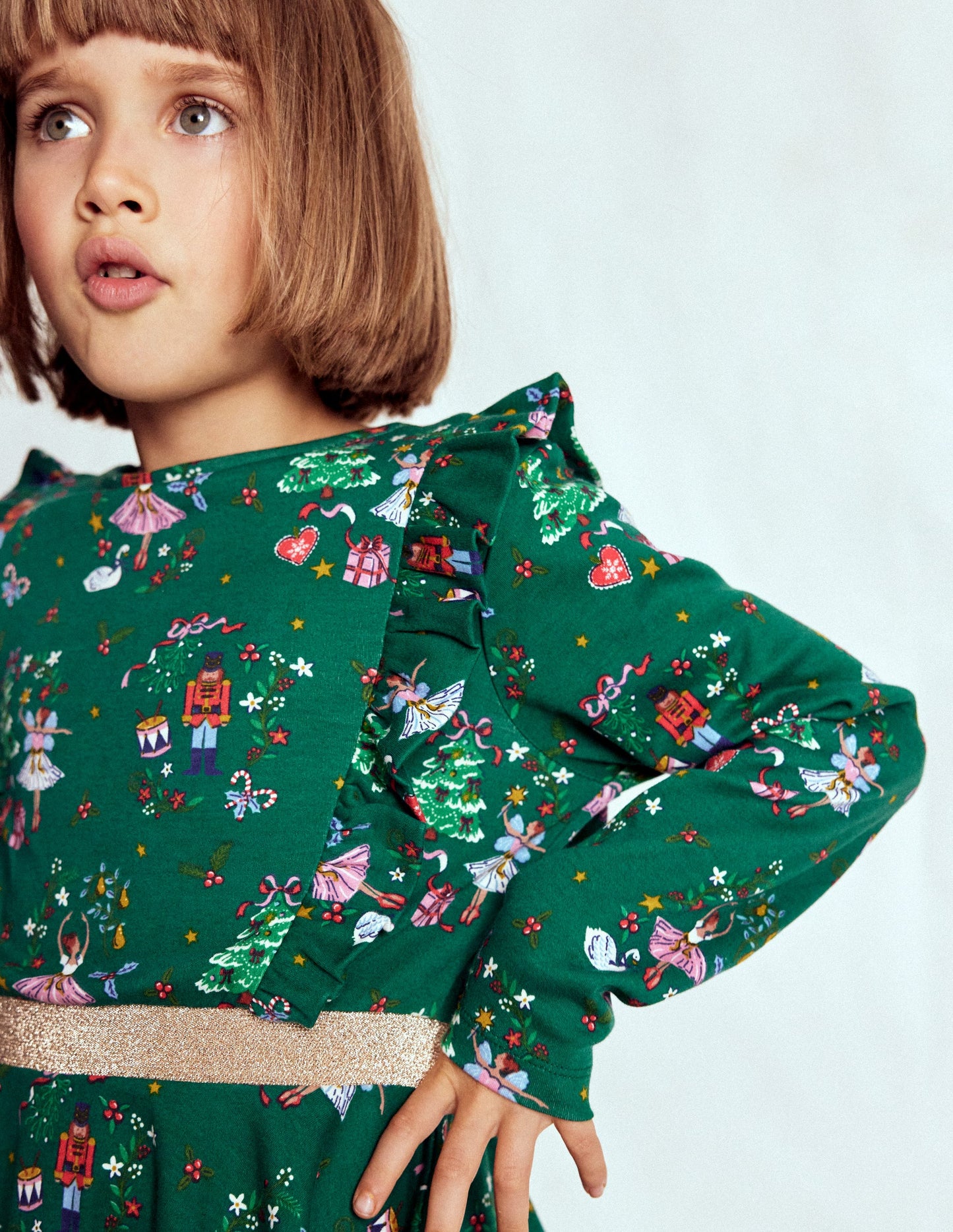 Cora Jerseykleid zum Herumwirbeln-Juwelengrün Nussknacker