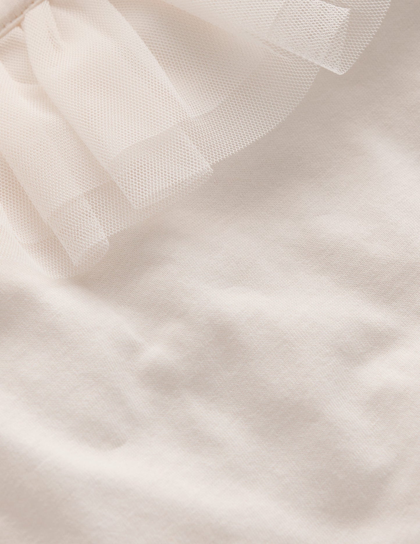Jerseyoberteil mit Tüll-Sanftes Naturweiß