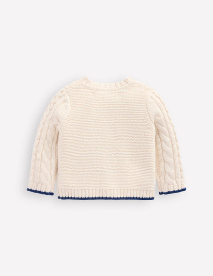 Klassische Strickjacke mit Zopfmuster-Anenome