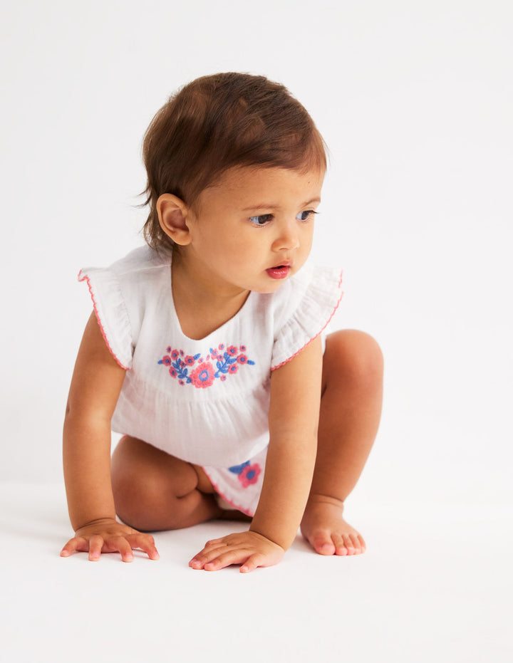 Gewebtes Spielset mit Stickerei-Weiß mit Stickerei