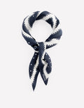 Elisabeth Quadratischer Seidenschal-Marineblau