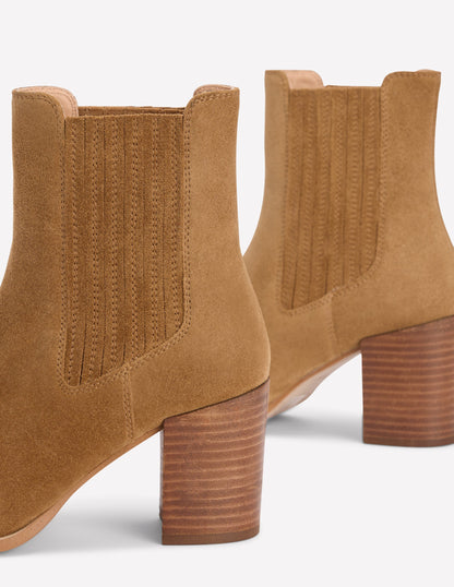 Legere Stiefeletten mit spitzer Zehenpartie-Karamellbraun-4