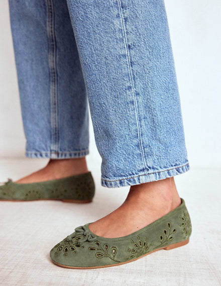 Flache Ballerinas mit Cut-out-Dunkles Olivgrün