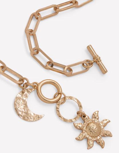 Halskette mit gehämmerten Motiv-Anhängern-Gold-3