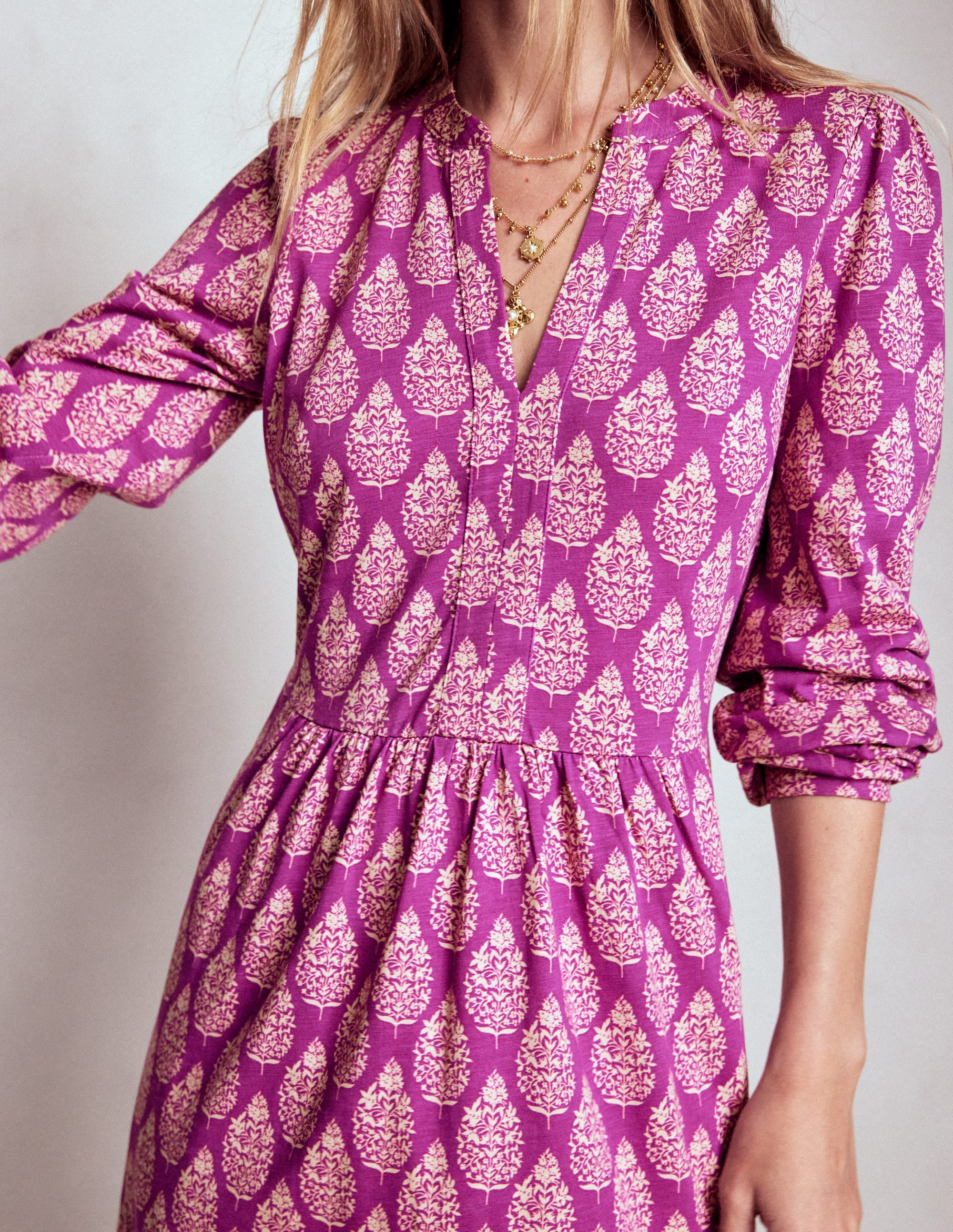 Robe décontractée Naomi en jersey-Violet, bouquet de fleurs sauvages - Image 2