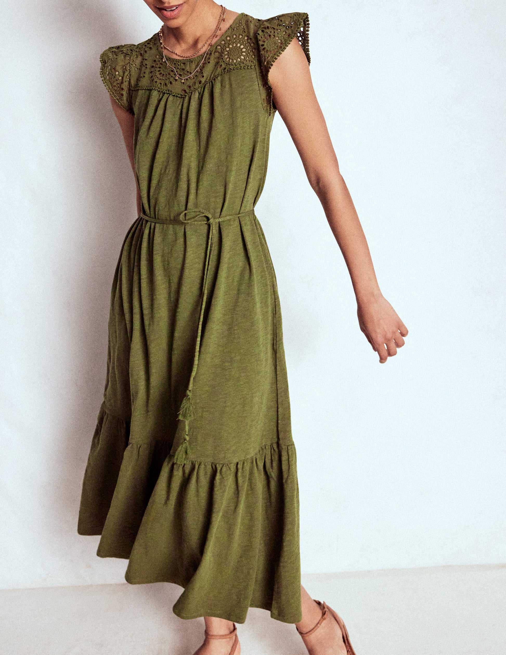 Juliet Midikleid mit Lochstickerei-Waldgrün-4