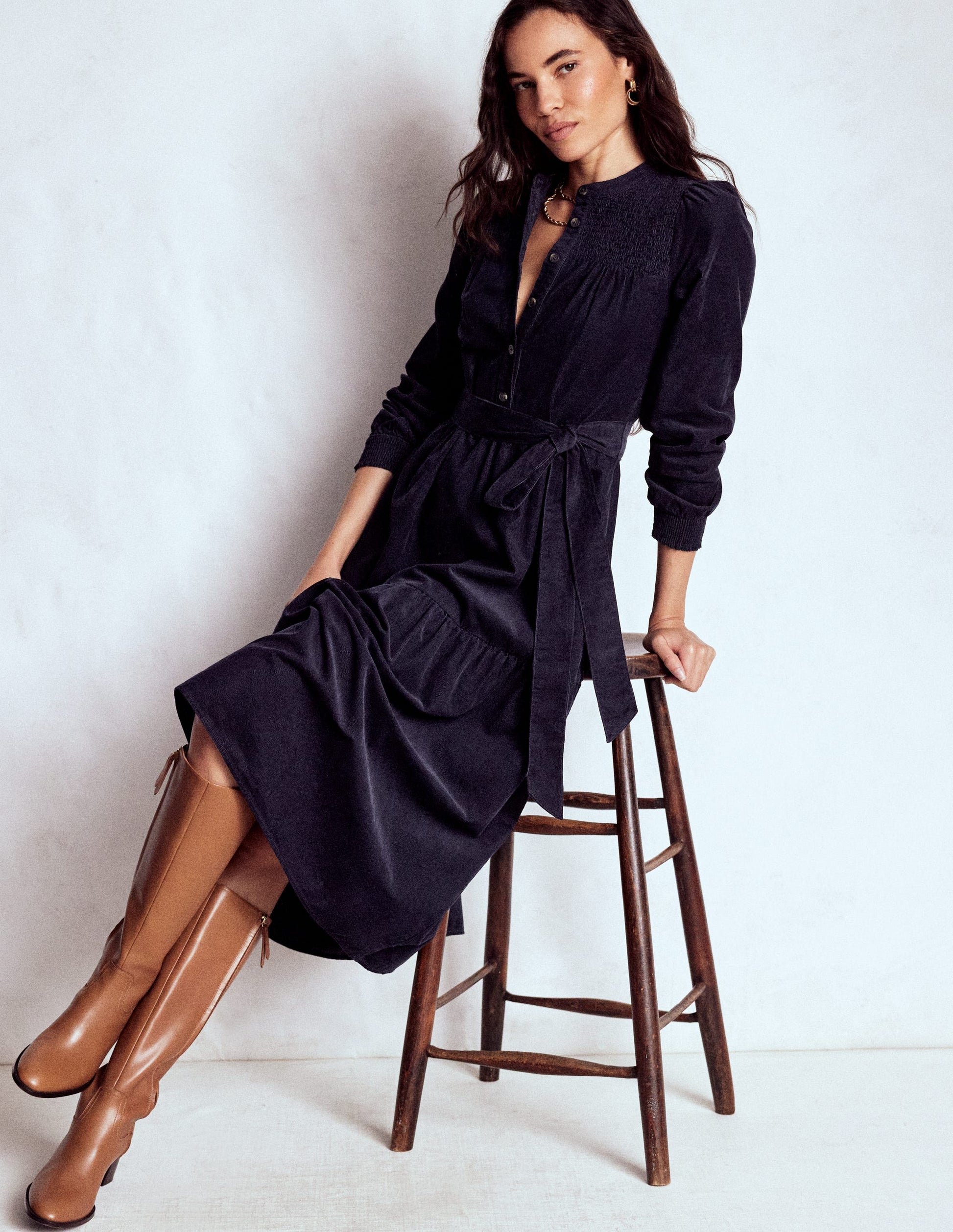 Cecily Midikleid aus Cord-Marineblau-2