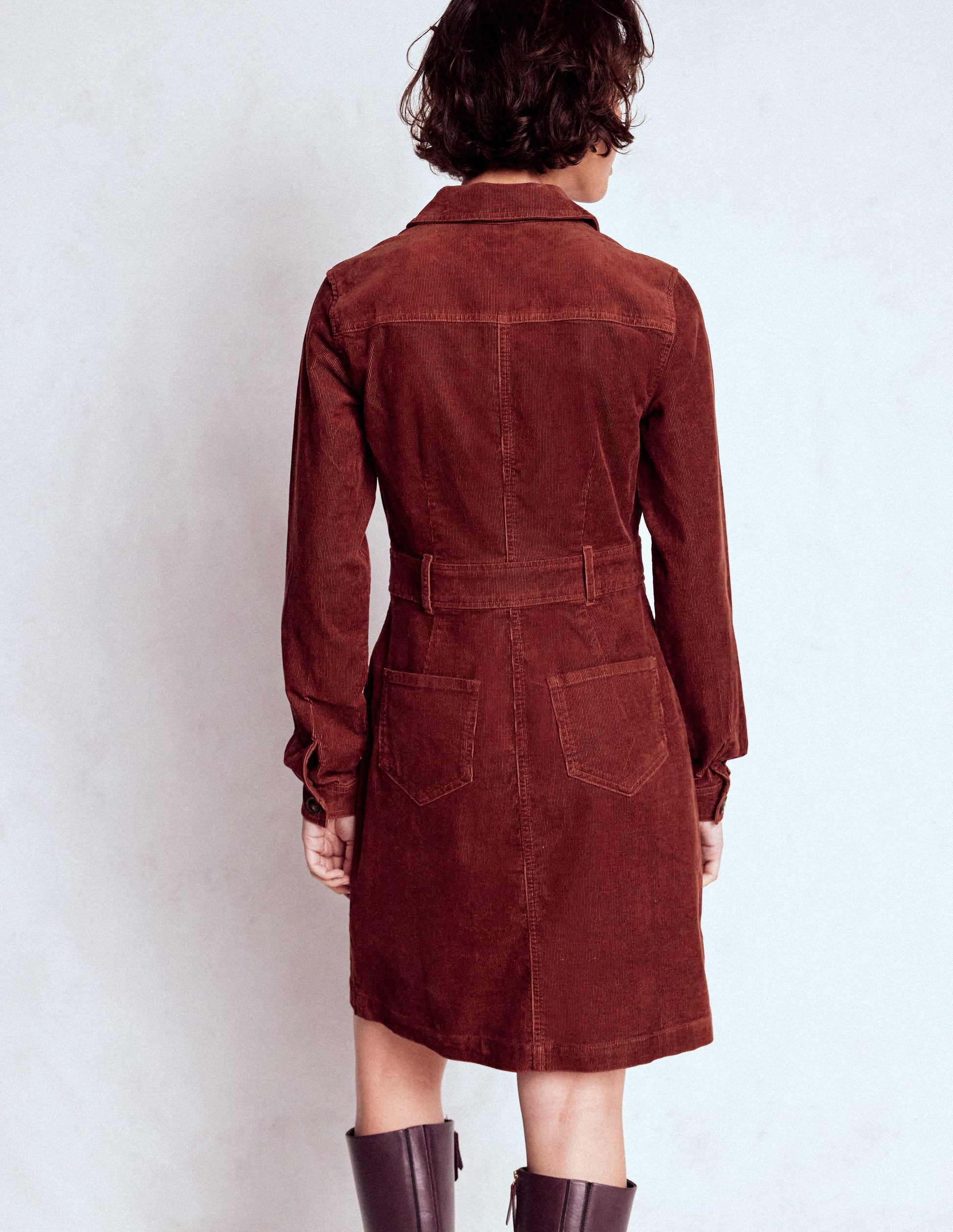 Amanda Kurzes Cordkleid-Kastanie-4