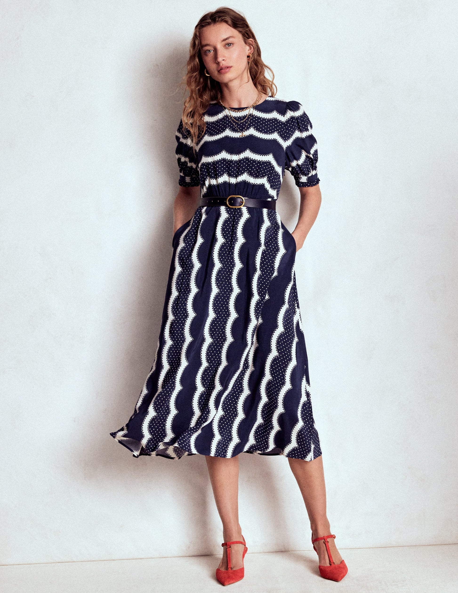 Robe midi style 40s Blanca-Bleu marine foncé, motif Dainty Scallop-5