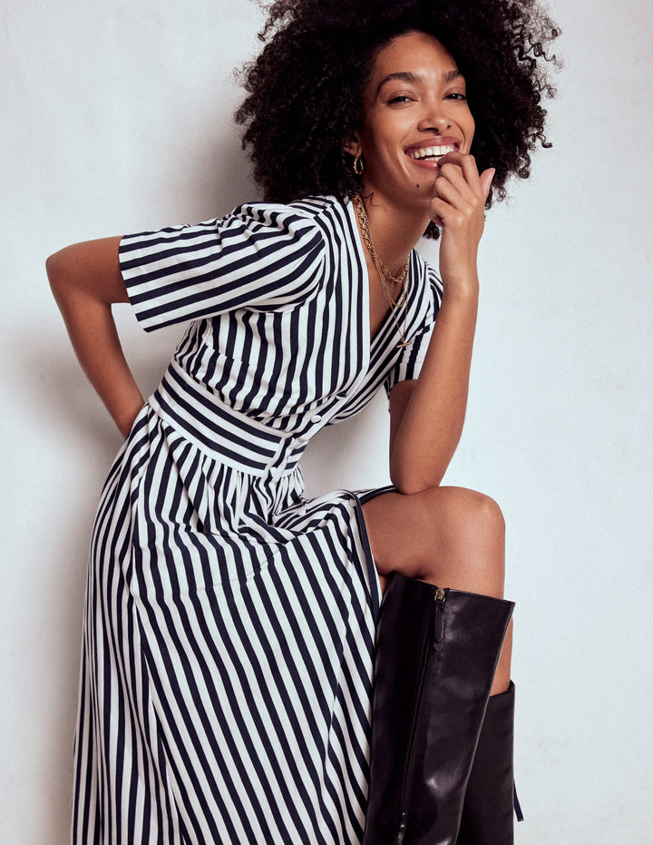 Natalia Teekleid aus Jersey-Französisches Marineblau/Naturweiß Gestreift