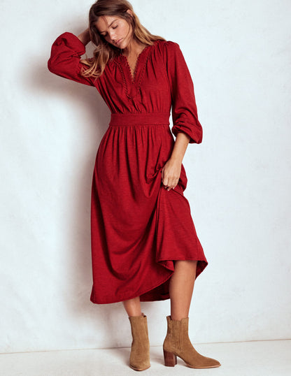 Robe midi Maddie à détails en picot-Rouge carmin-5
