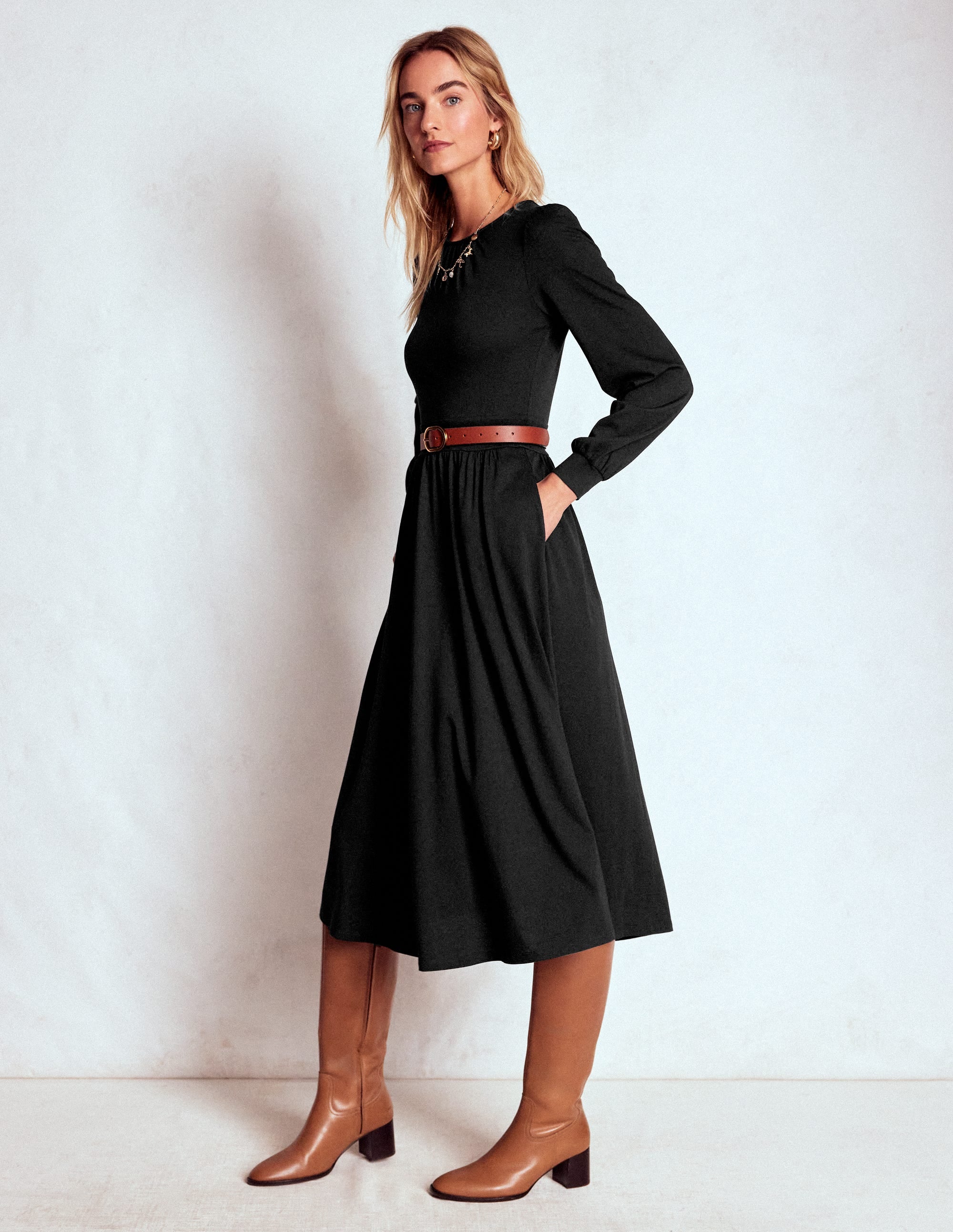 Alexandra Jersey-Midikleid-Schwarz - Image 1