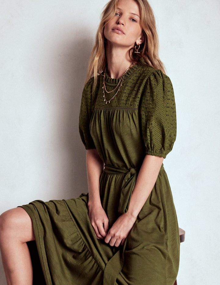 Lorelei Jerseykleid mit Lochstickerei-Waldgrün