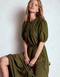 Lorelei Jerseykleid mit Lochstickerei-Waldgrün