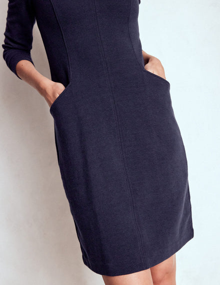 Ellen Ottoman-Kleid mit V-Ausschnitt-Marineblau