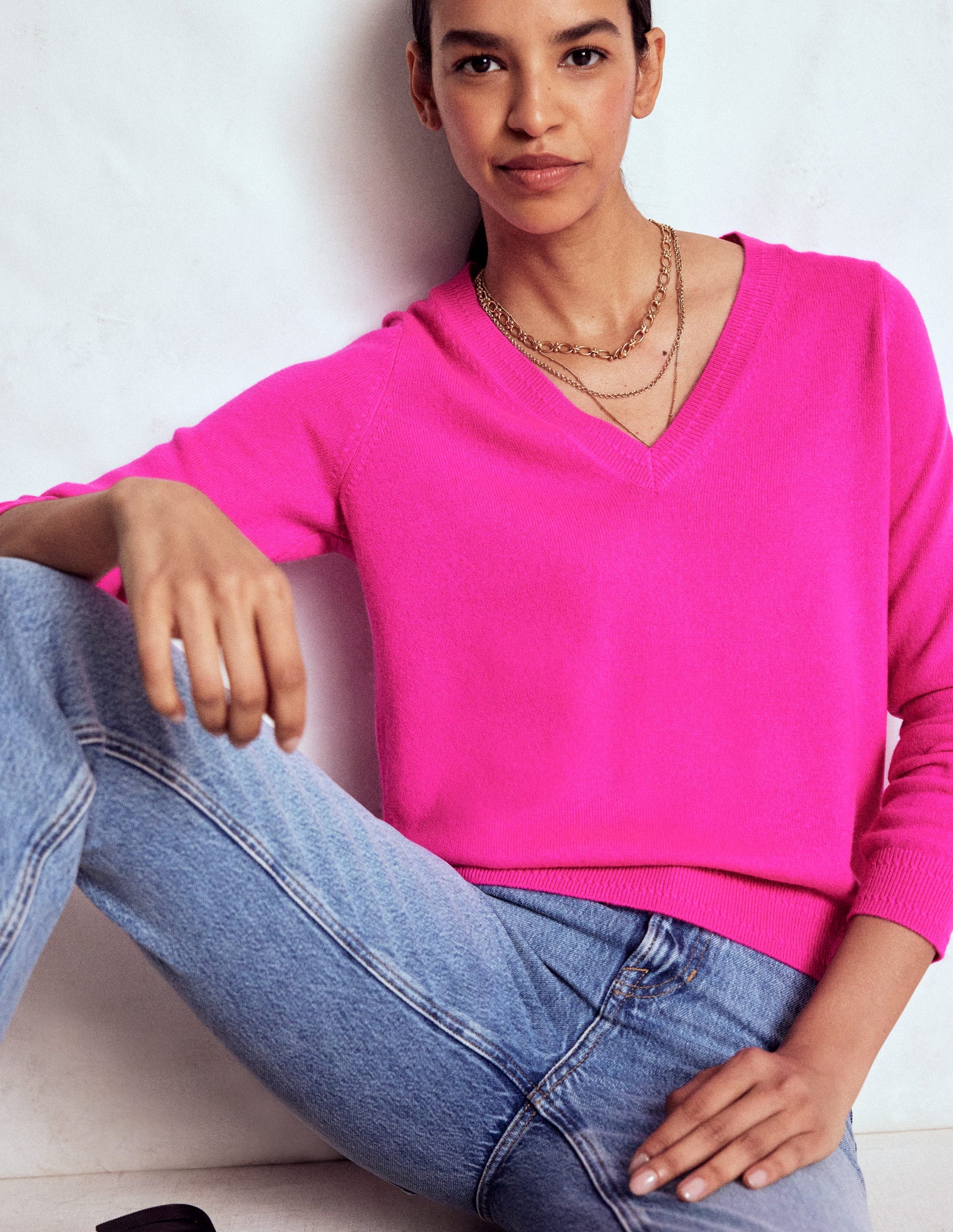 Eva Kaschmirpullover mit V-Ausschnitt-Farbenfrohes Stiefmütterchen-1