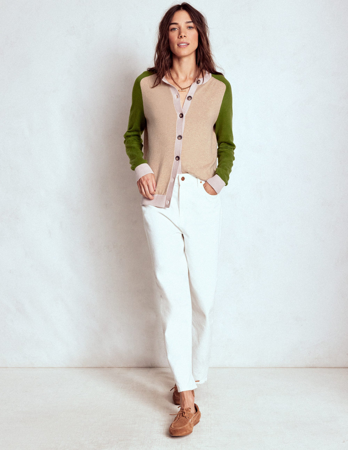 Meg Strickjacke mit Raglanärmeln-Haferbeige, Grün Blockfarben - Image 4