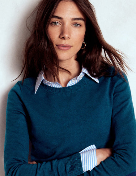 Emilia Baumwollpullover mit Rundhalsausschnitt-Hafenblau