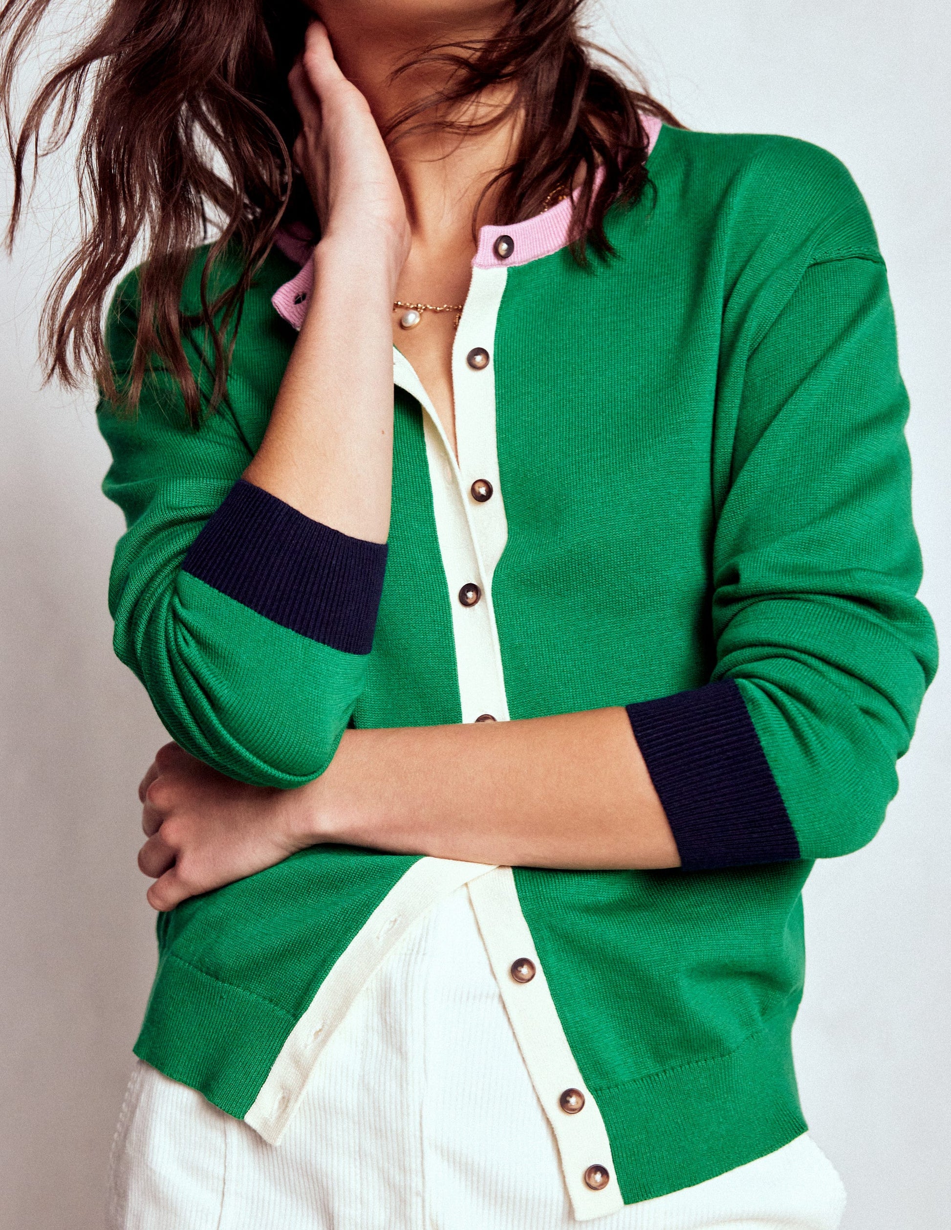 Lara Lockere Baumwoll-Strickjacke-Grünes Tamburin-2