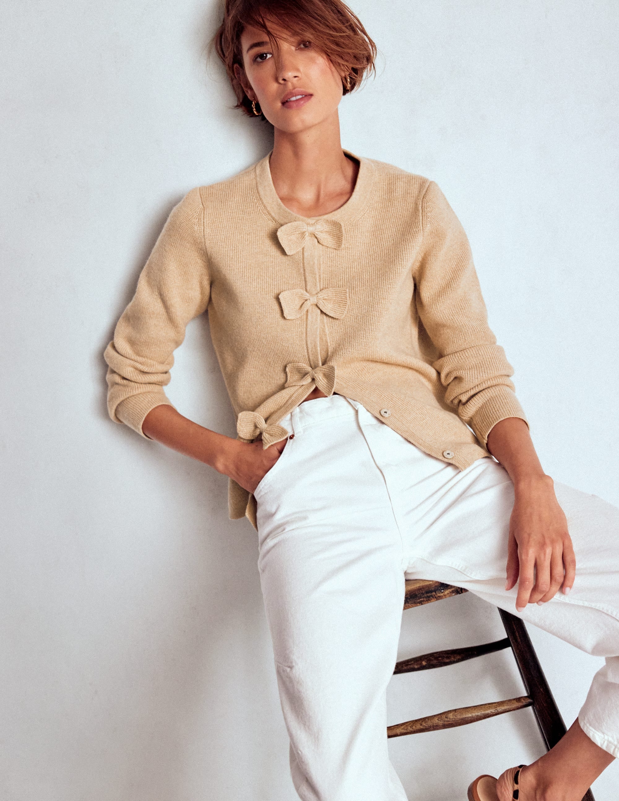 Strickjacke mit Schleife-Graubraun Meliert - Image 1