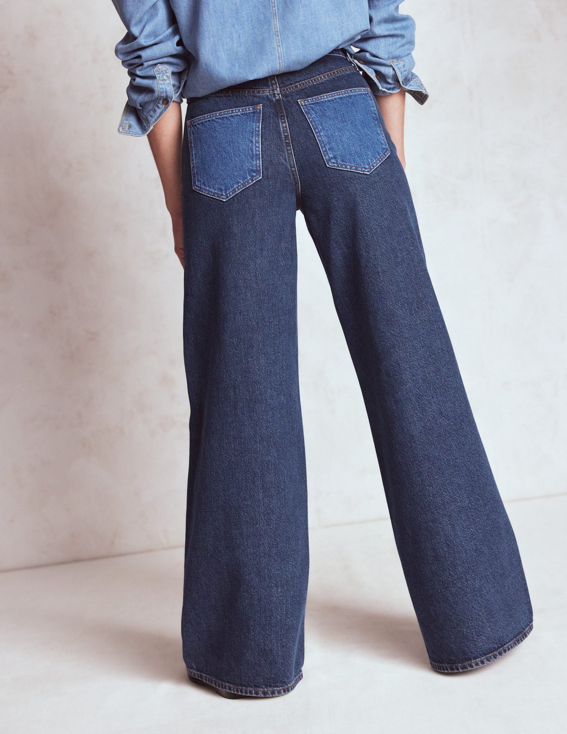 Hoch geschnittene Jeans mit weitem Bein-Mustermix-3