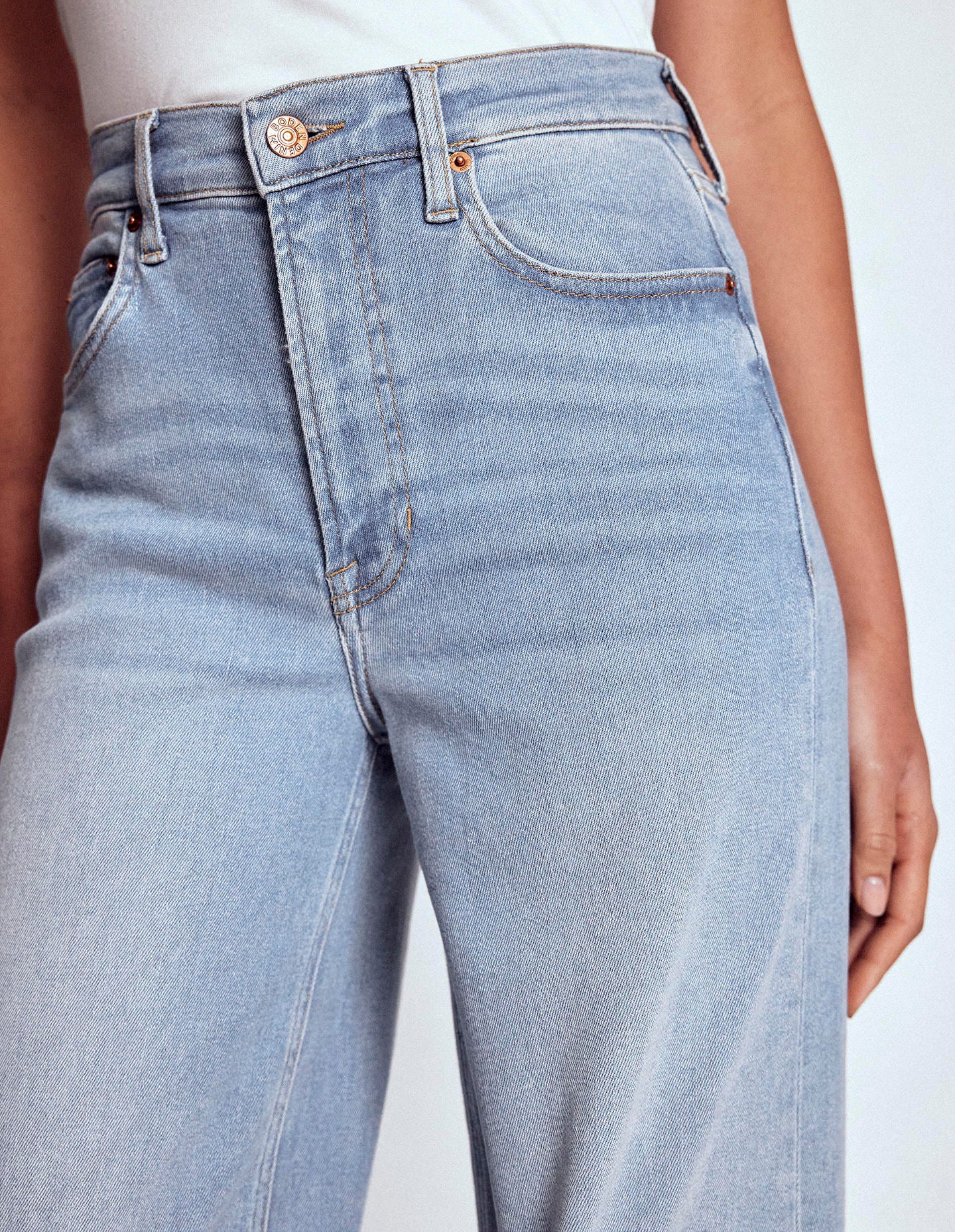 Hoch geschnittene Jeans mit weitem Bein-Ausgeblichene Optik-9