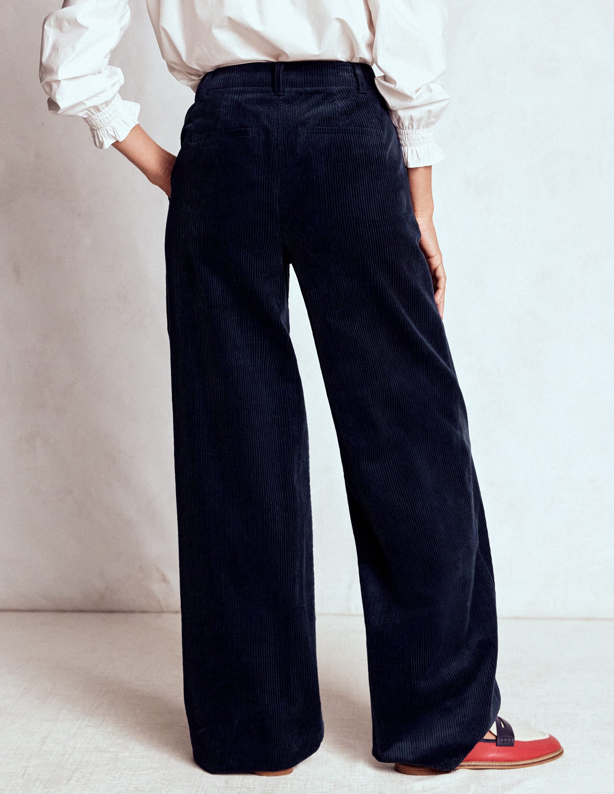 Belgravia Hose aus Jumbo-Cord-Marineblau - Image 3