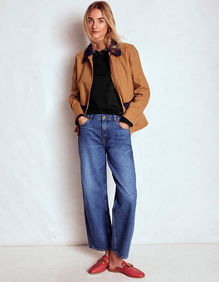 Superweiches Oberteil mit Rüschendetail-Schwarz