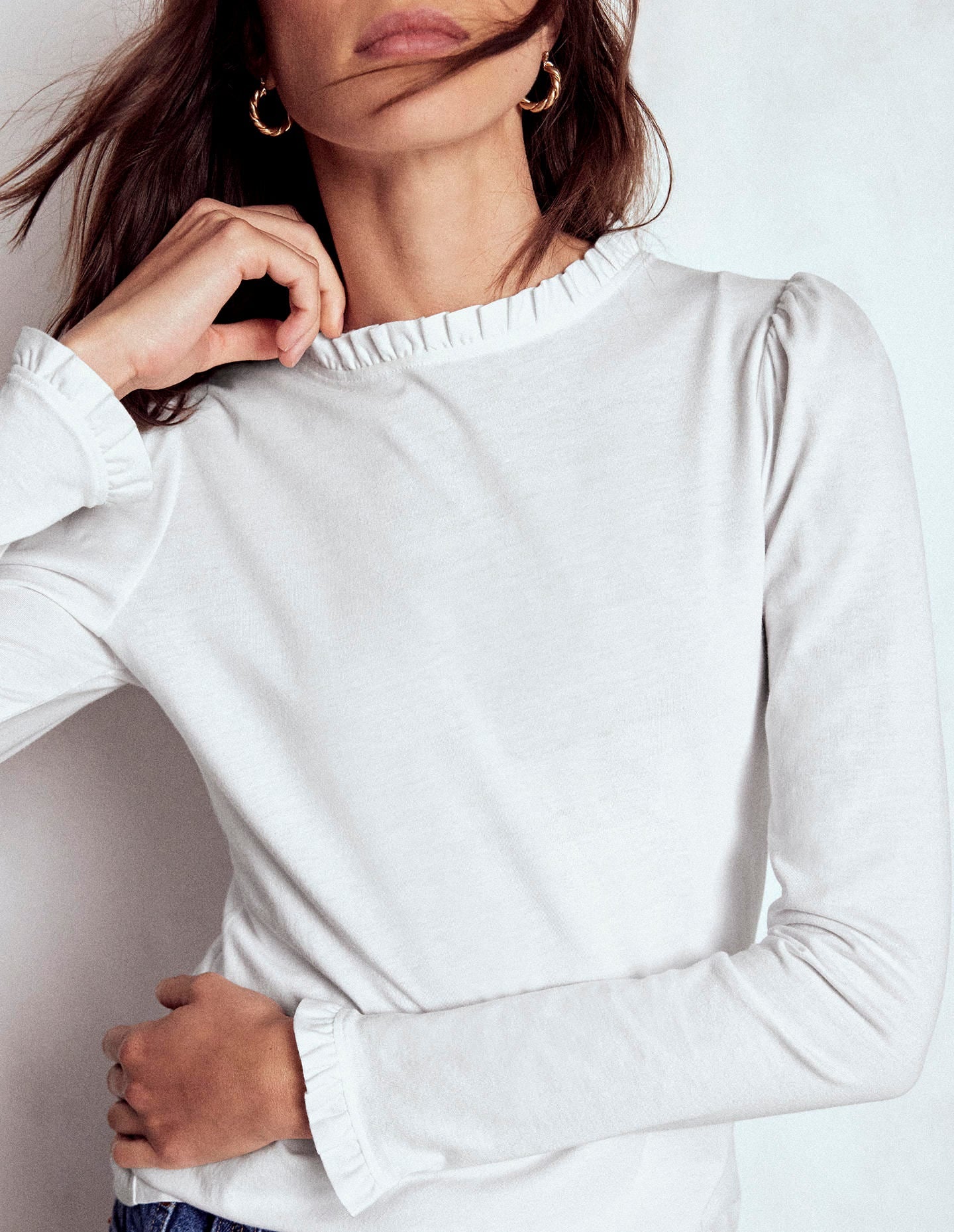 Superweiches Oberteil mit Rüschendetail-Weiß