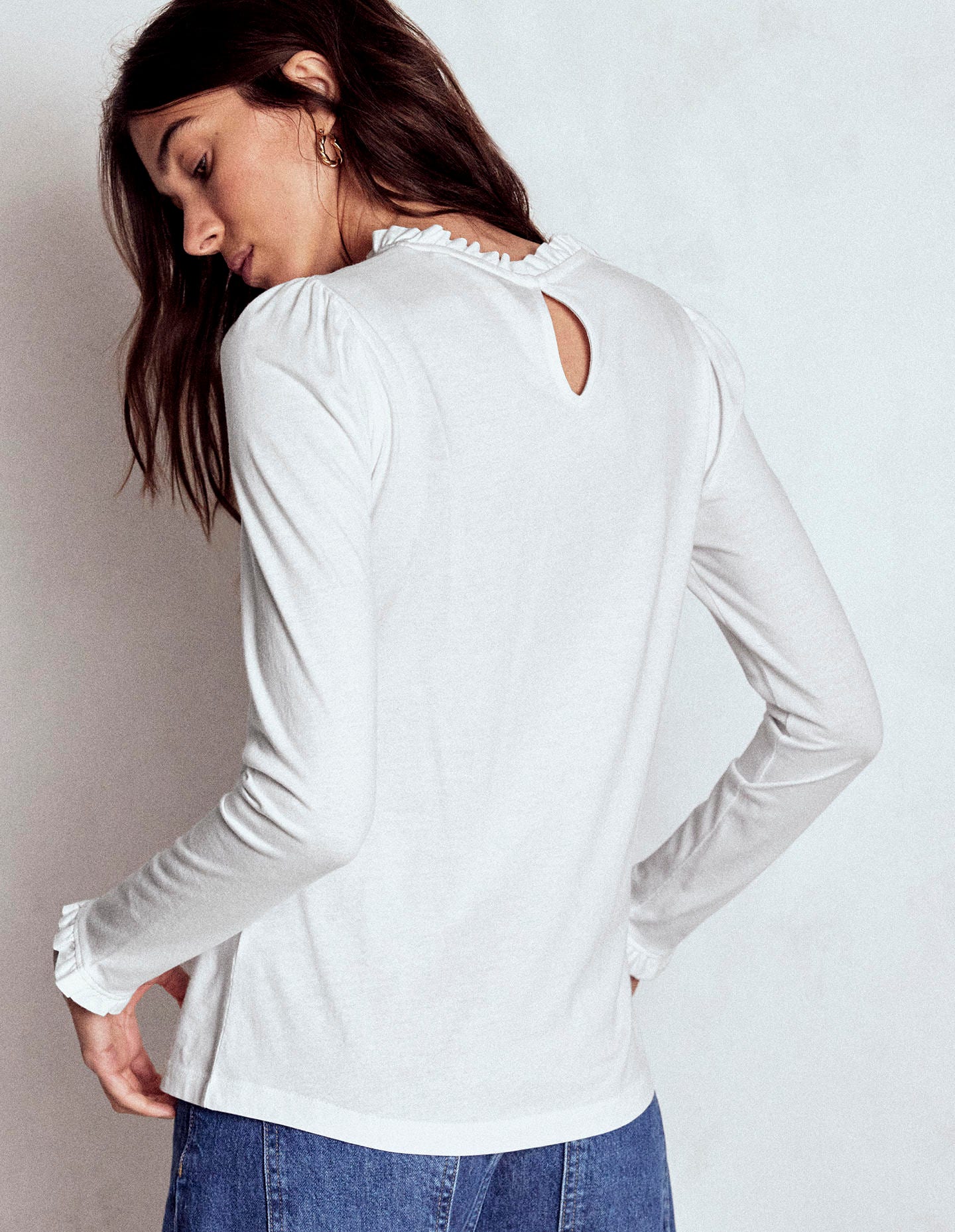 Superweiches Oberteil mit Rüschendetail-Weiß-3