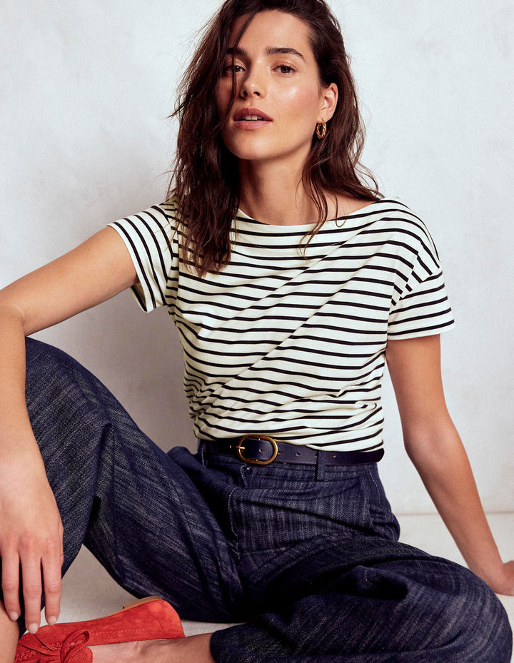 Superweiches T-Shirt mit U-Boot-Ausschnitt-Naturweiß/Navy, Gestreift