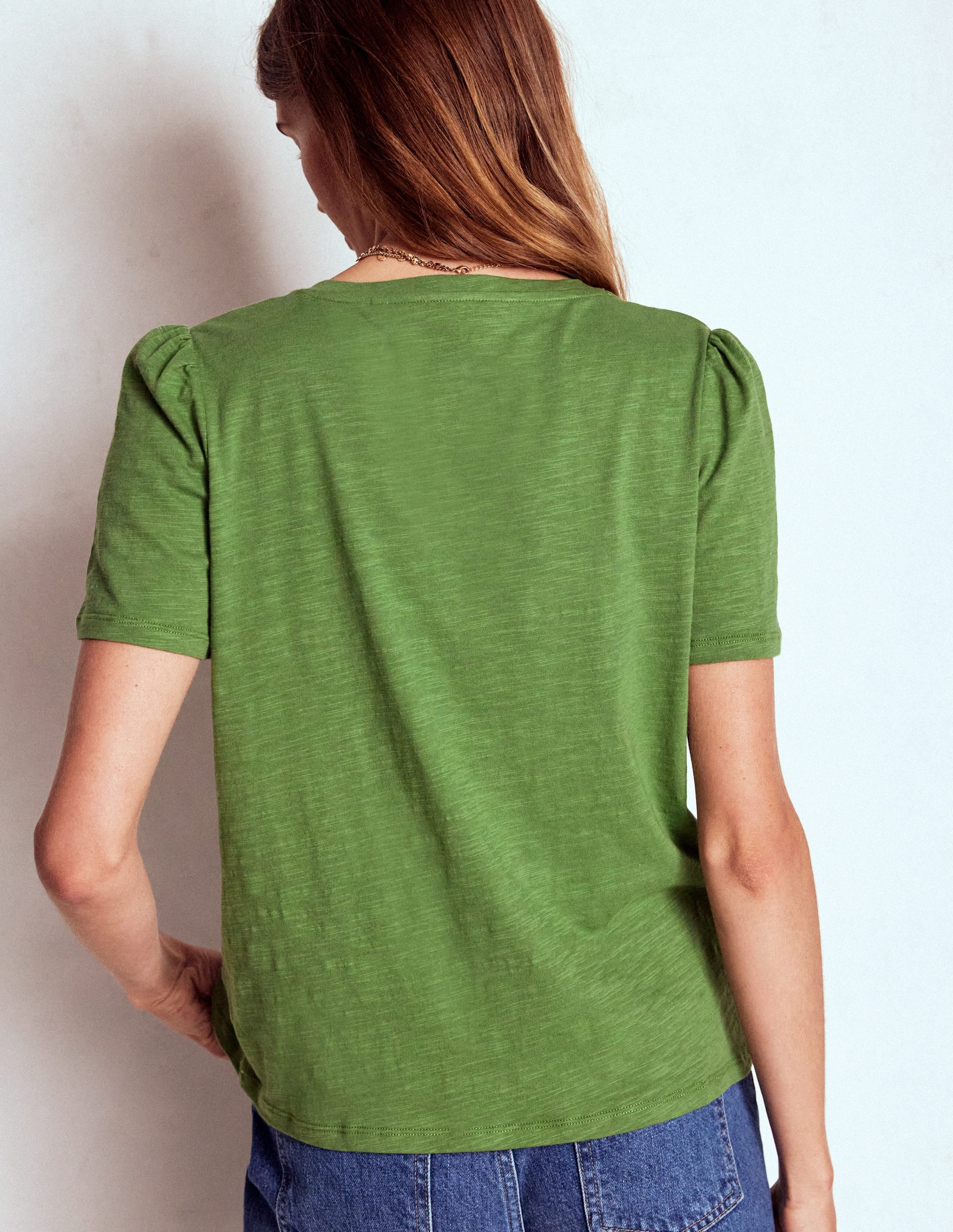 Sophie Flammgarn-T-Shirt mit V-Ausschnitt-Dunkles Teichgrün - Image 3