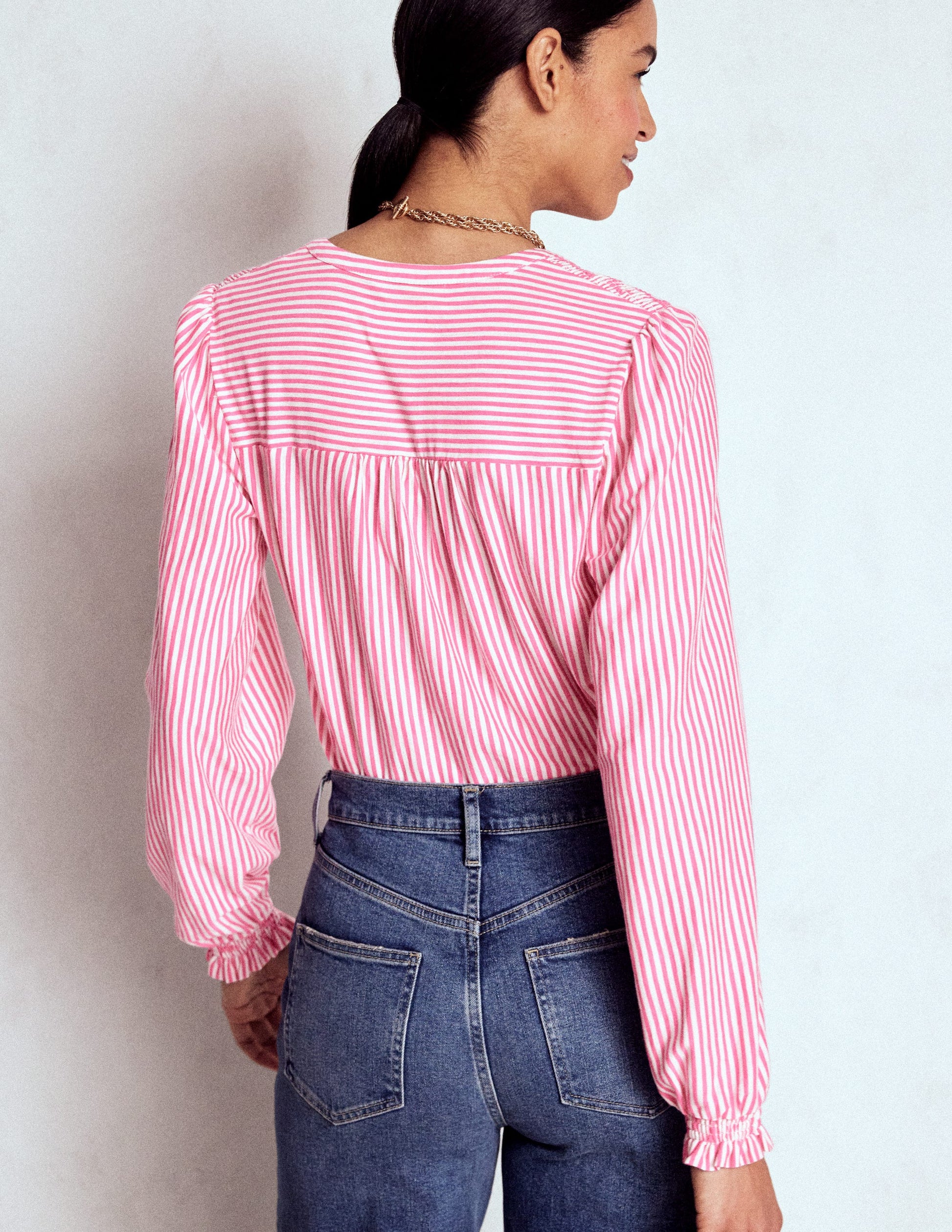 Elsa Jerseyhemd mit gesmokter Passe-Rosa Schleife Streifen-3