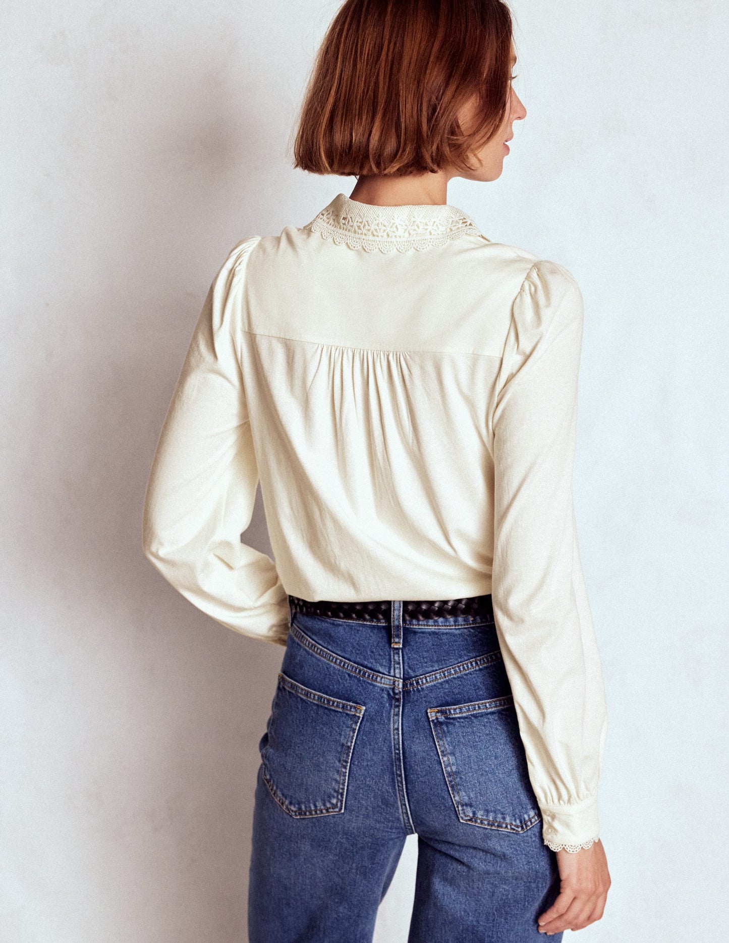 Bluse mit Spitzenkragen-Naturweiß