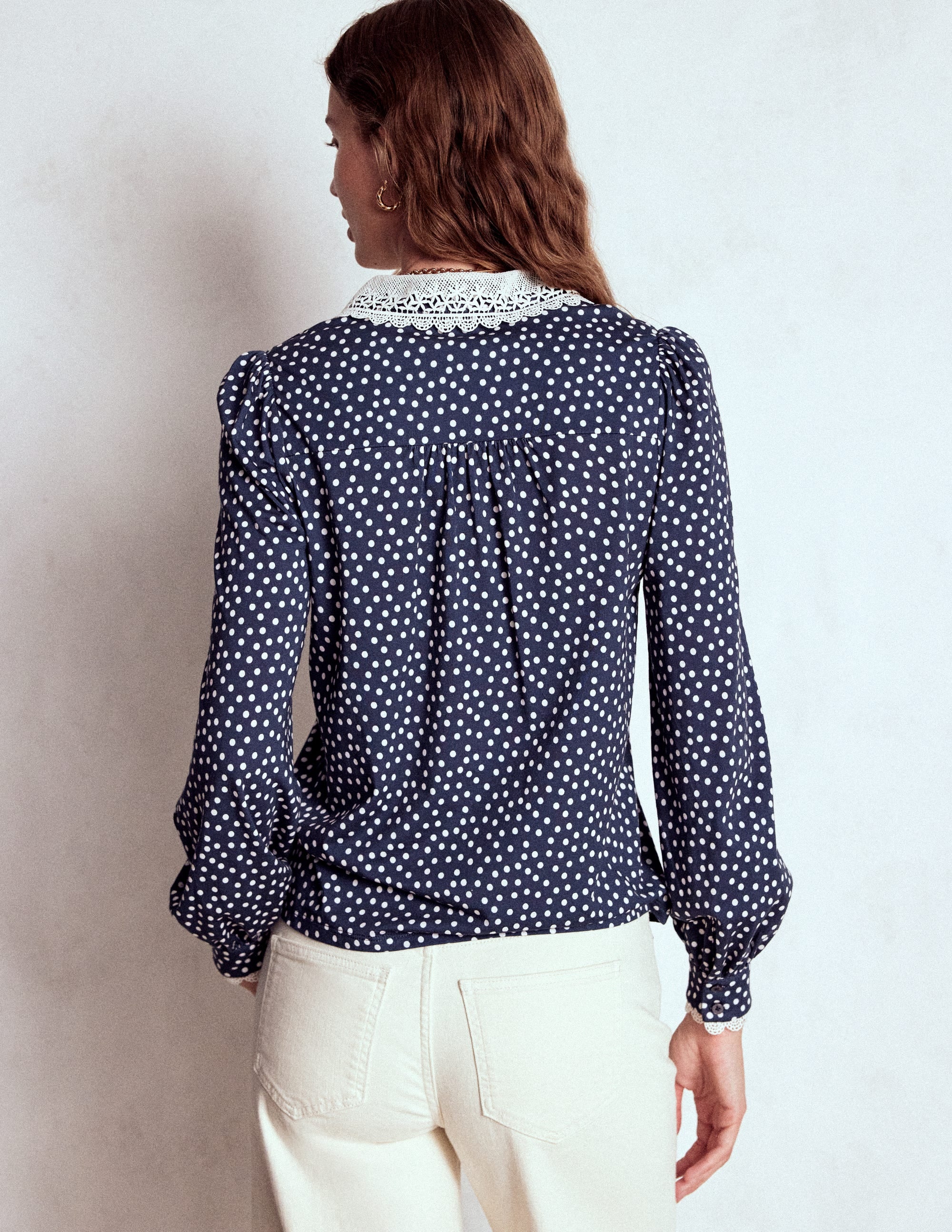 Bluse mit Spitzenkragen-Marineblau - Image 3