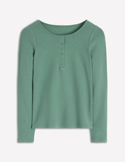 Henley-Shirt aus Rippstrick-Eukalyptus-5
