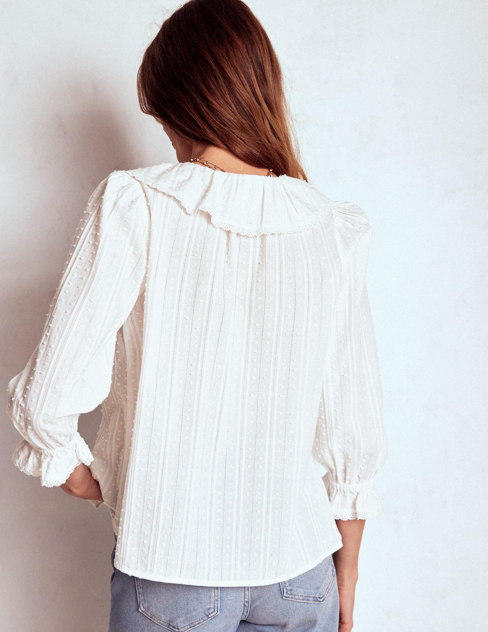 Eliza Rüschenbluse mit V-Ausschnitt-Weiß - Image 3