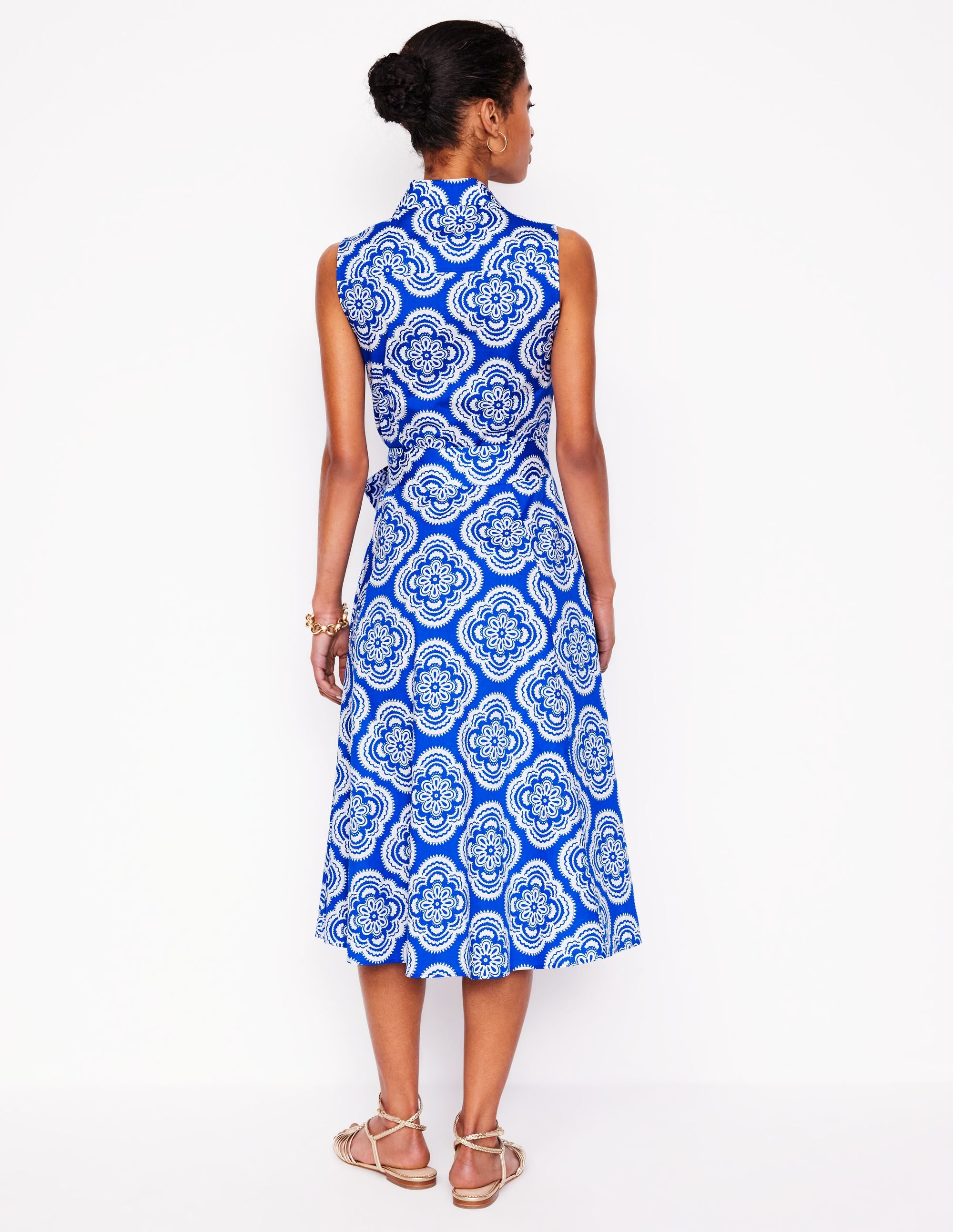 Robe-chemise Amy sans manches-Bleu galerie, motif Botanic Blush - Image 2