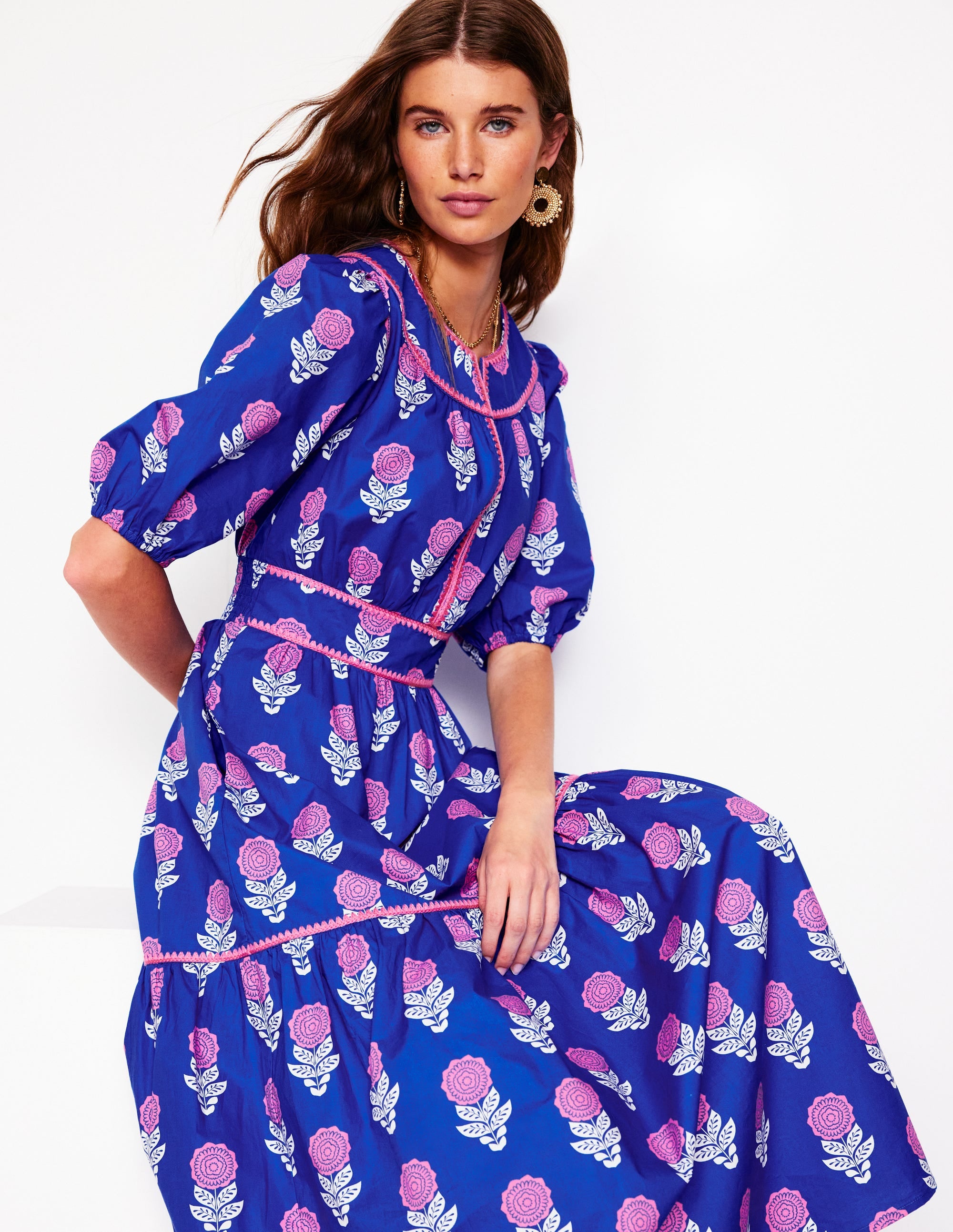 Rhea Besticktes Midikleid-Galerie-Blau, Dahlienzweig - Image 1