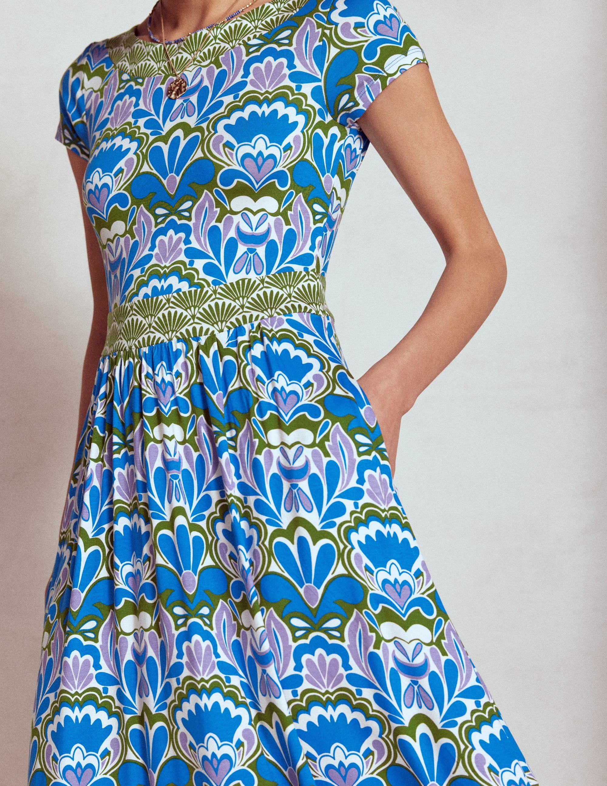 Melanie Jersey-Midikleid-Eisvogelblau, Freesienstempel - Image 3