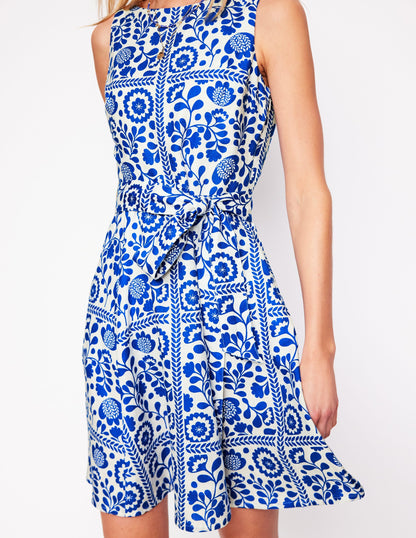 Robe en lin Anya sans manches-Bleu galerie, motif Walled Garden