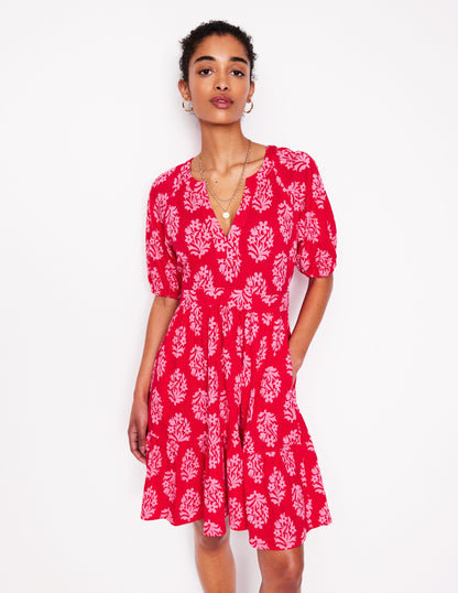 Piper Kurzes Jerseykleid-Mohnblumenrot, Kleiner Blumenstrauß