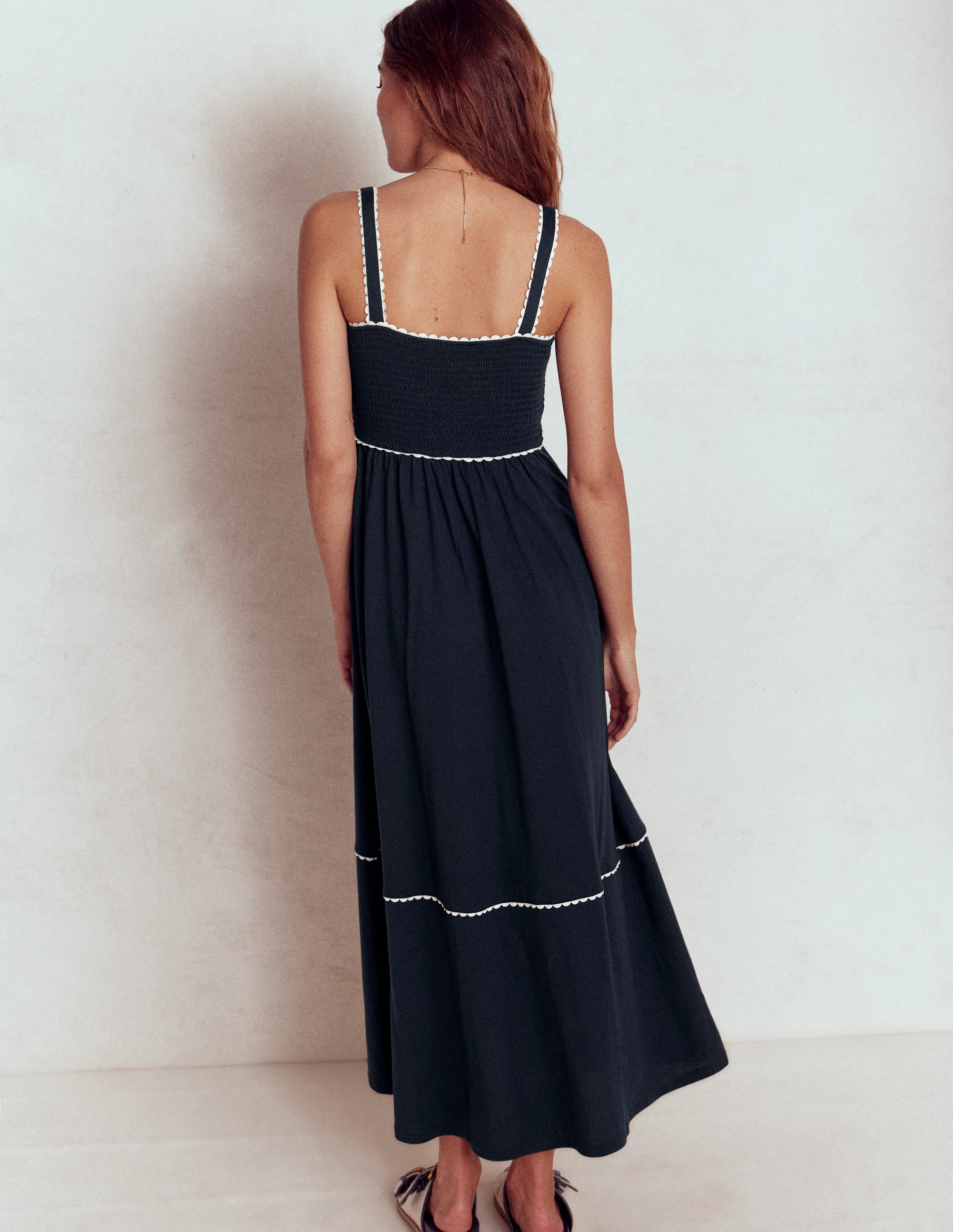Gesmoktes Maxikleid mit Besatz-Marineblaue - Image 5