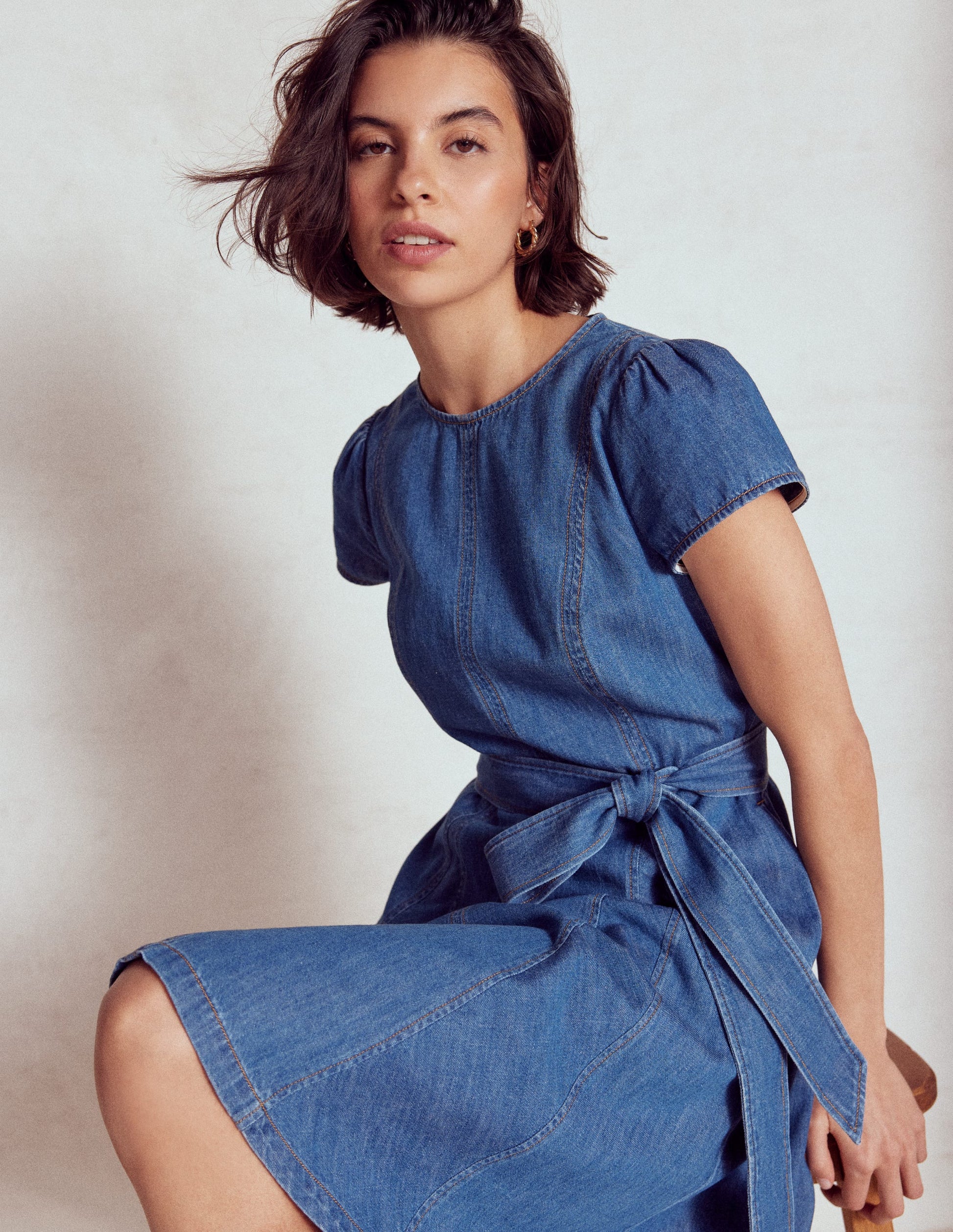 Imo Kurzes Godet-Kleid aus Denim-Mittlere Mischung Denim-2